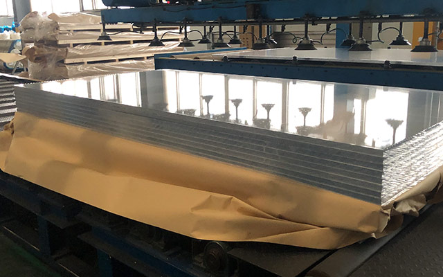 屋面板用3004鋁板性能優(yōu)良_價(jià)格優(yōu)惠